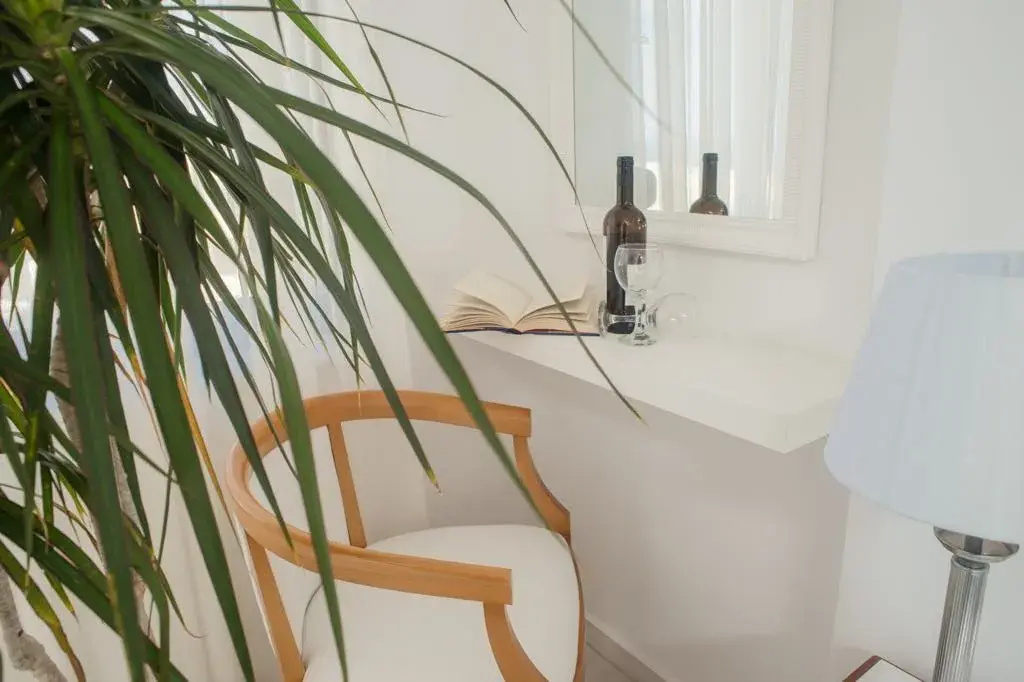 Photo - Elizabeth Suites