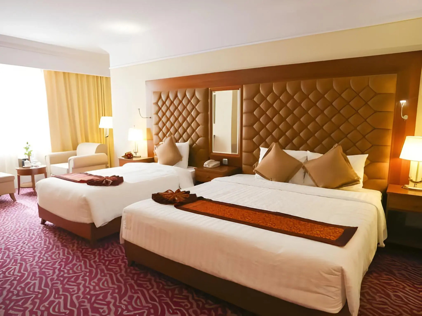 Photo - Army Hotel