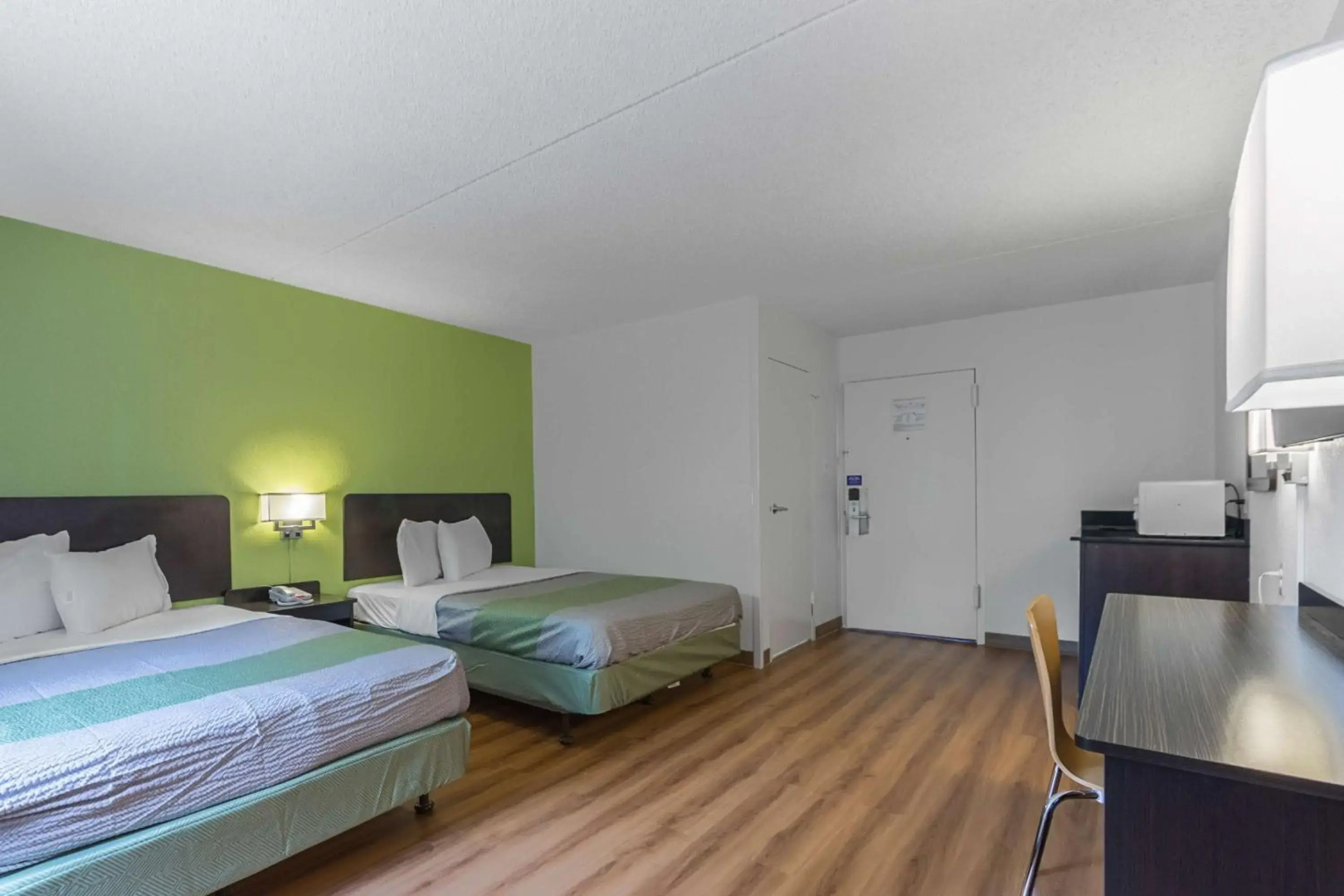 Foto - Motel 6-Warminster, PA