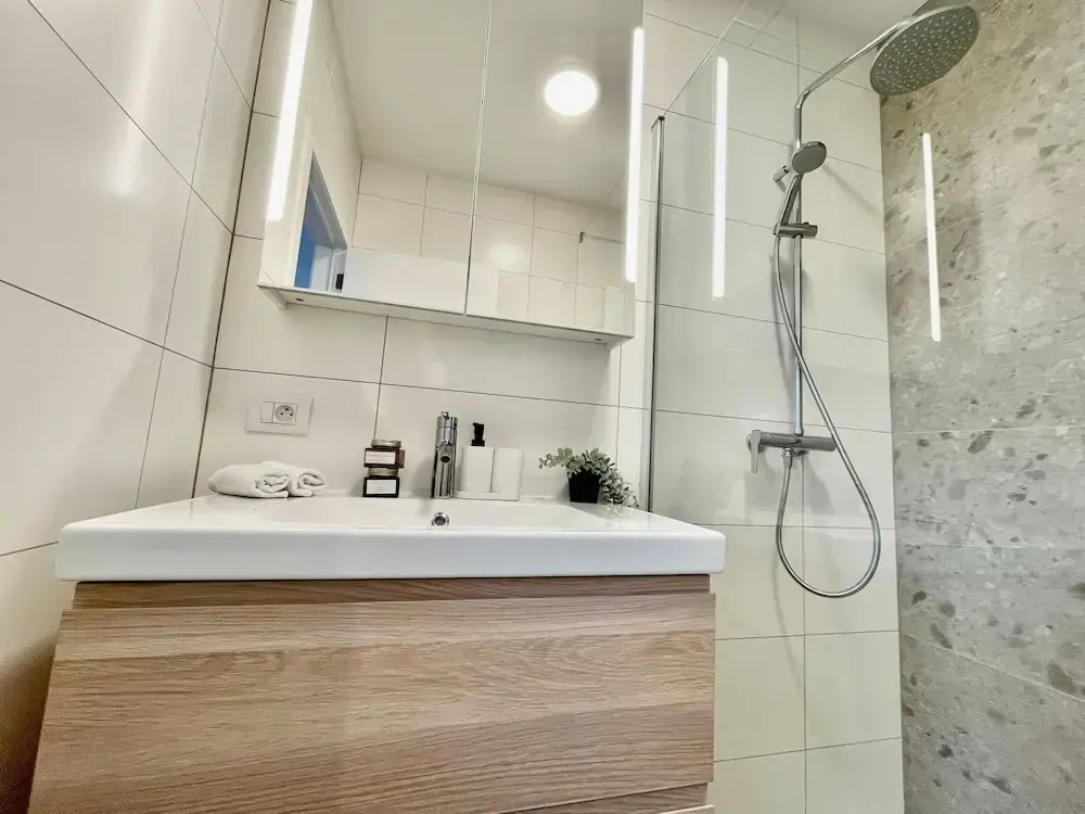 Photo - OneLuxStay near Fashion District