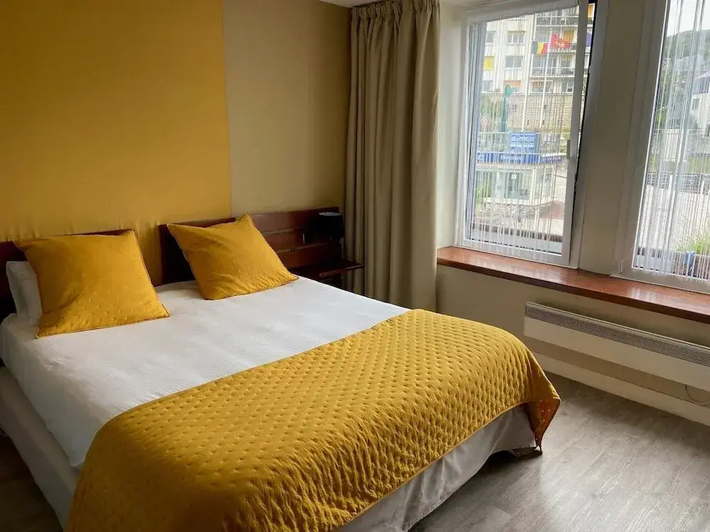 Foto - LOGIS HOTEL - La Petite Rade