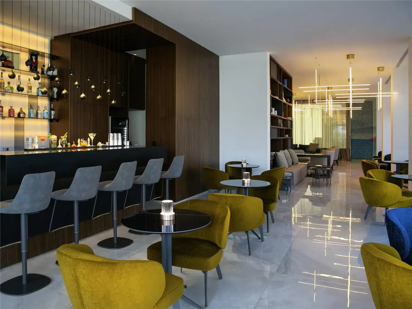Photo - Mercure Larnaca Beach Resort