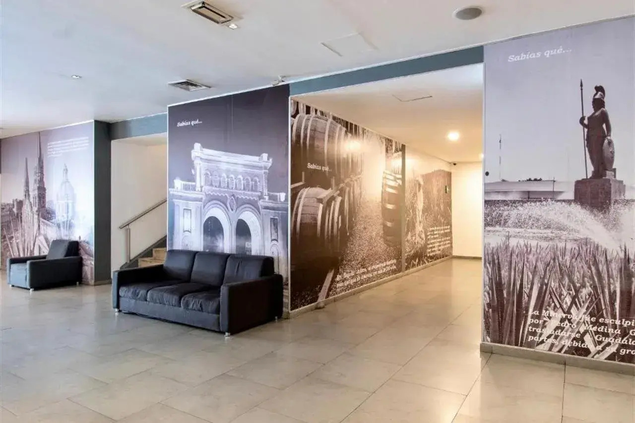 Foto - Hotel Plaza Génova Centro