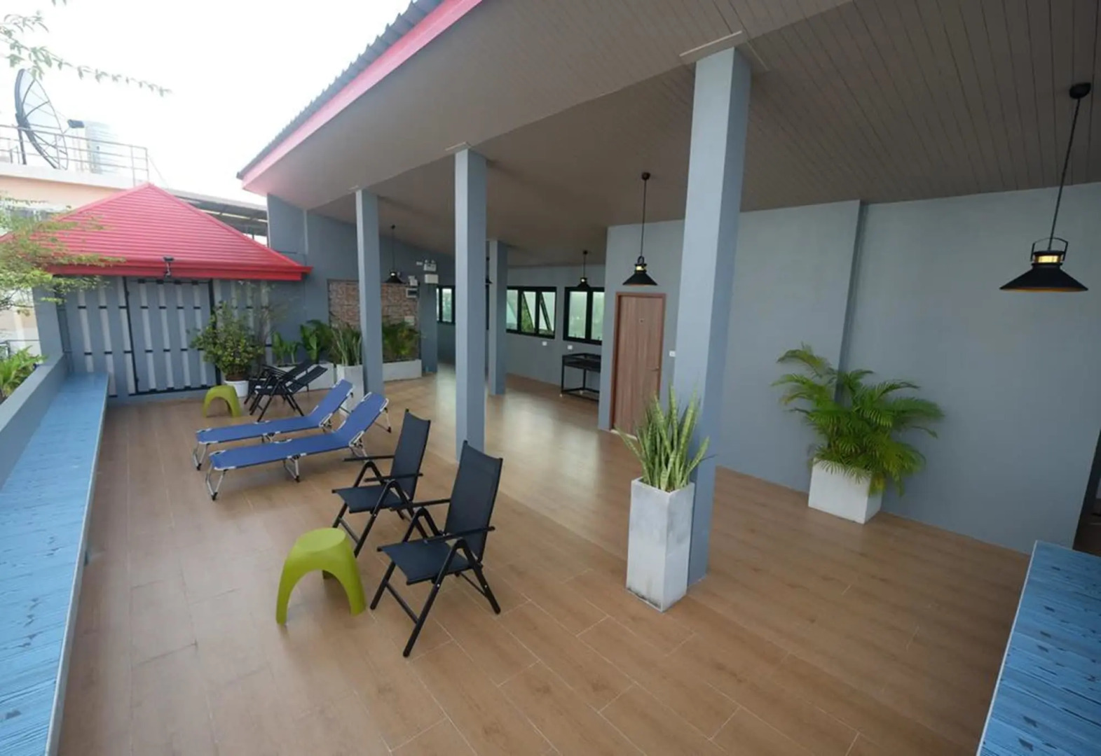 Photo - Red Door Samsen Hotel, Bangkok