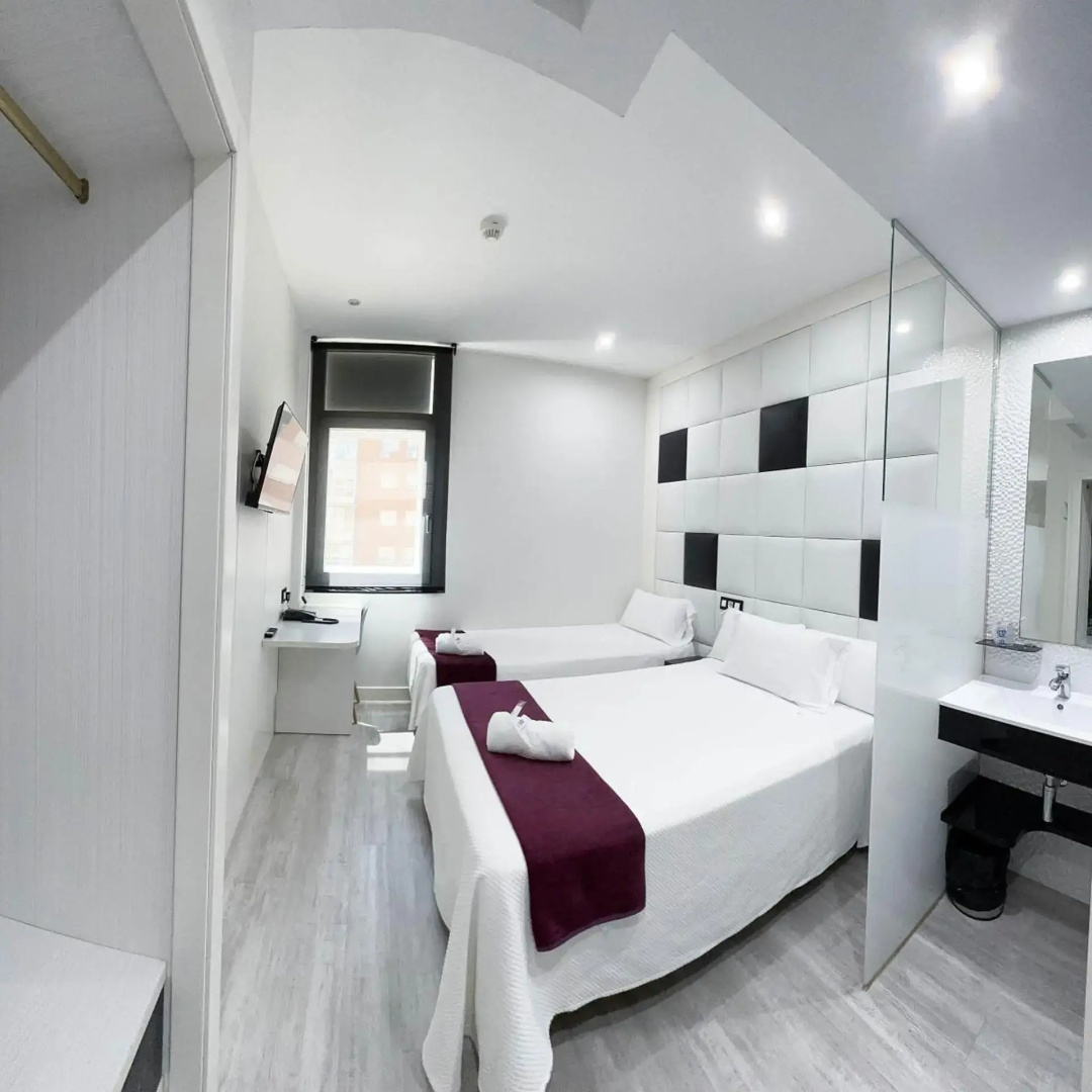 Photo - Hotel Avenida de España
