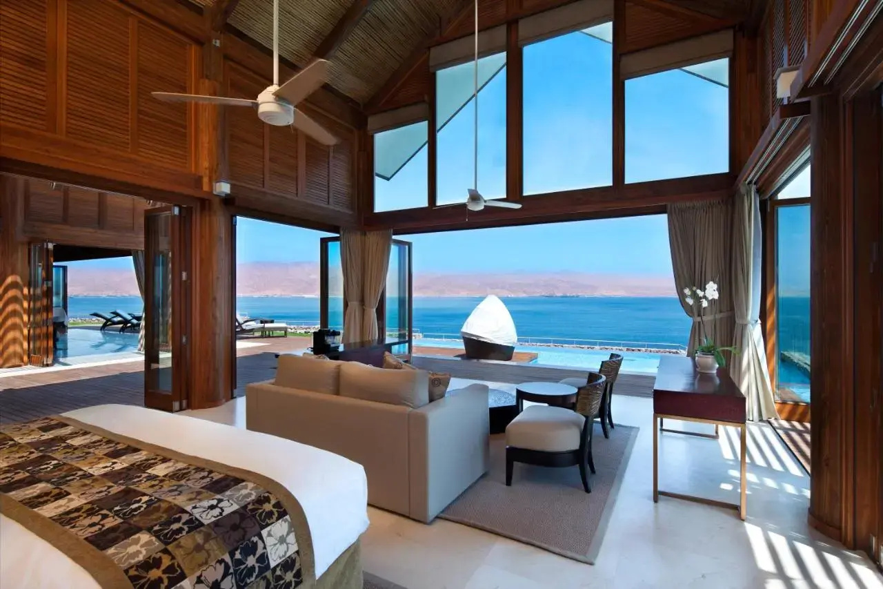 Photo - Royal Shangri-La