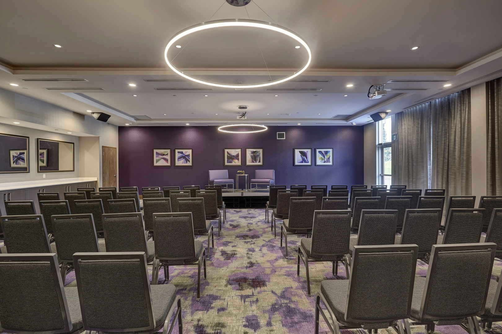 Photo - Home2 Suites by Hilton Toronto Brampton