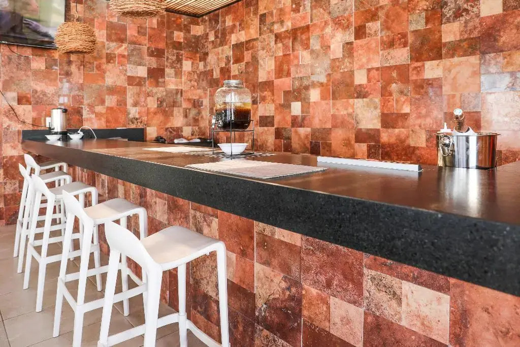 Photo - Grand Fifty Suites