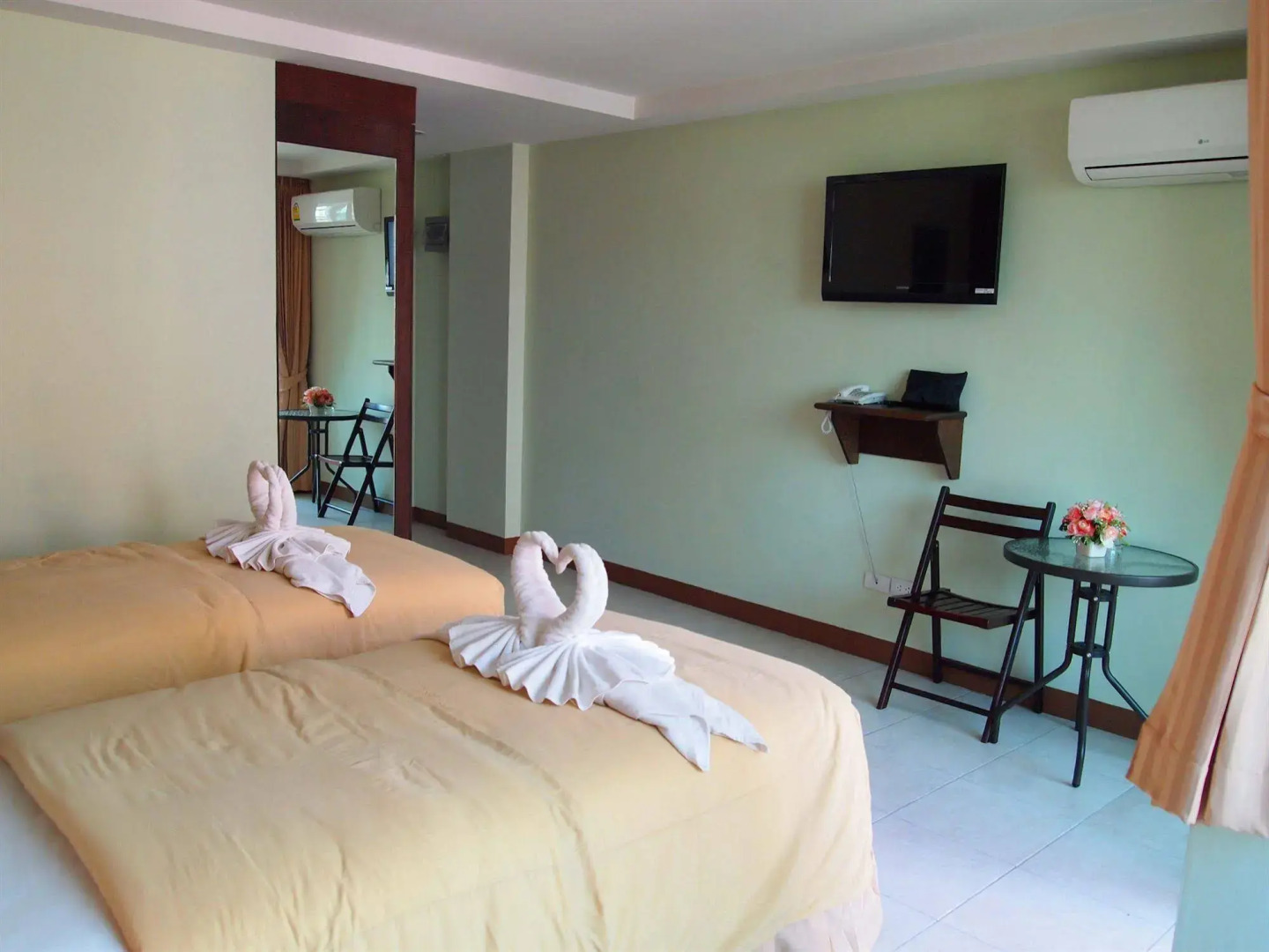 Photo - The Right Resort