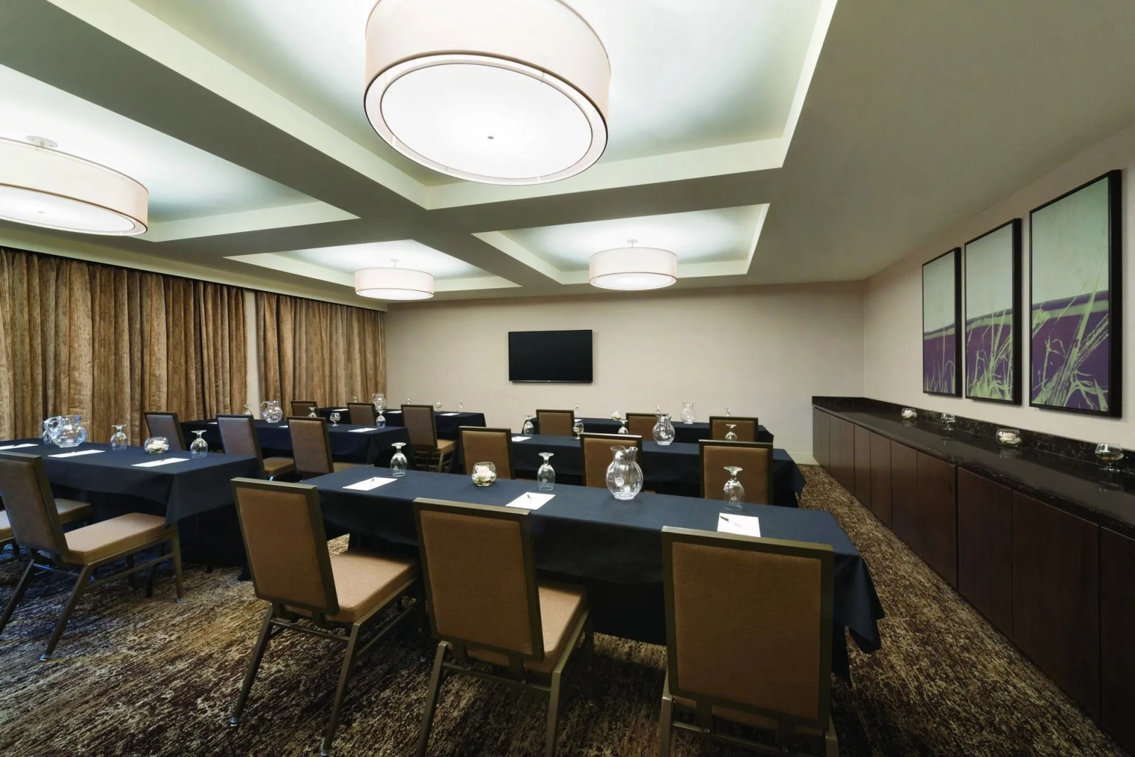 Photo - Holiday Inn Chicago Schaumburg by IHG