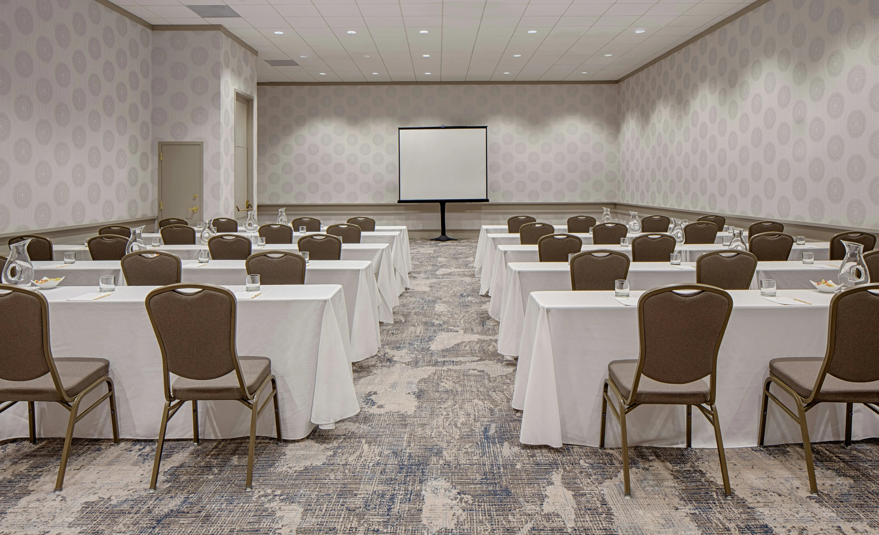 Photo - DoubleTree by Hilton Hotel Houston - Greenway Plaza