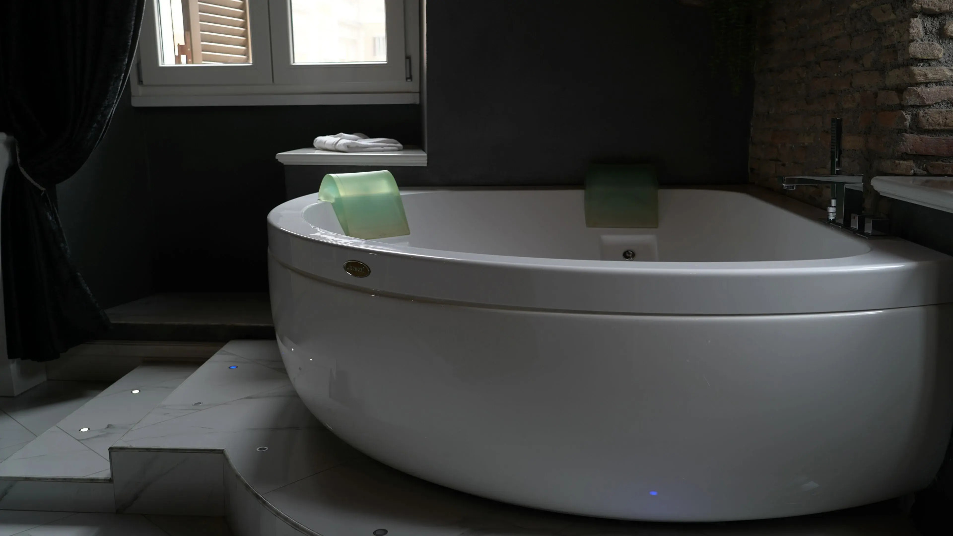 Photo - Rhome Luxury suite