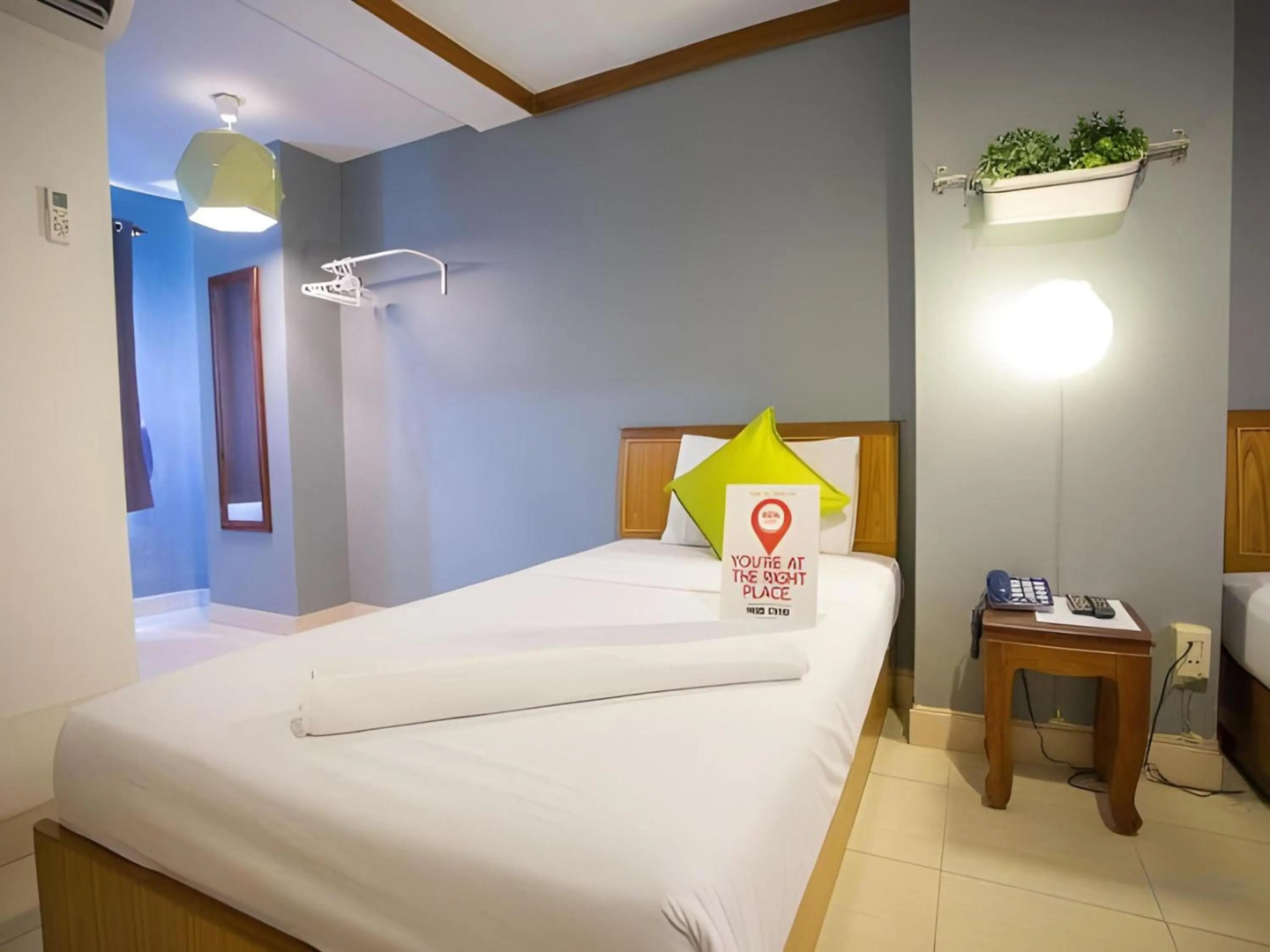 Photo - Collection O Howard Square Boutique Hotel