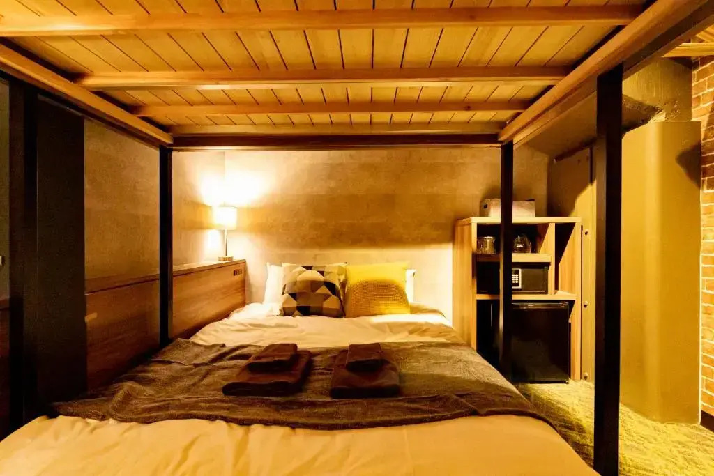 Foto - Under Railway Hotel Akihabara