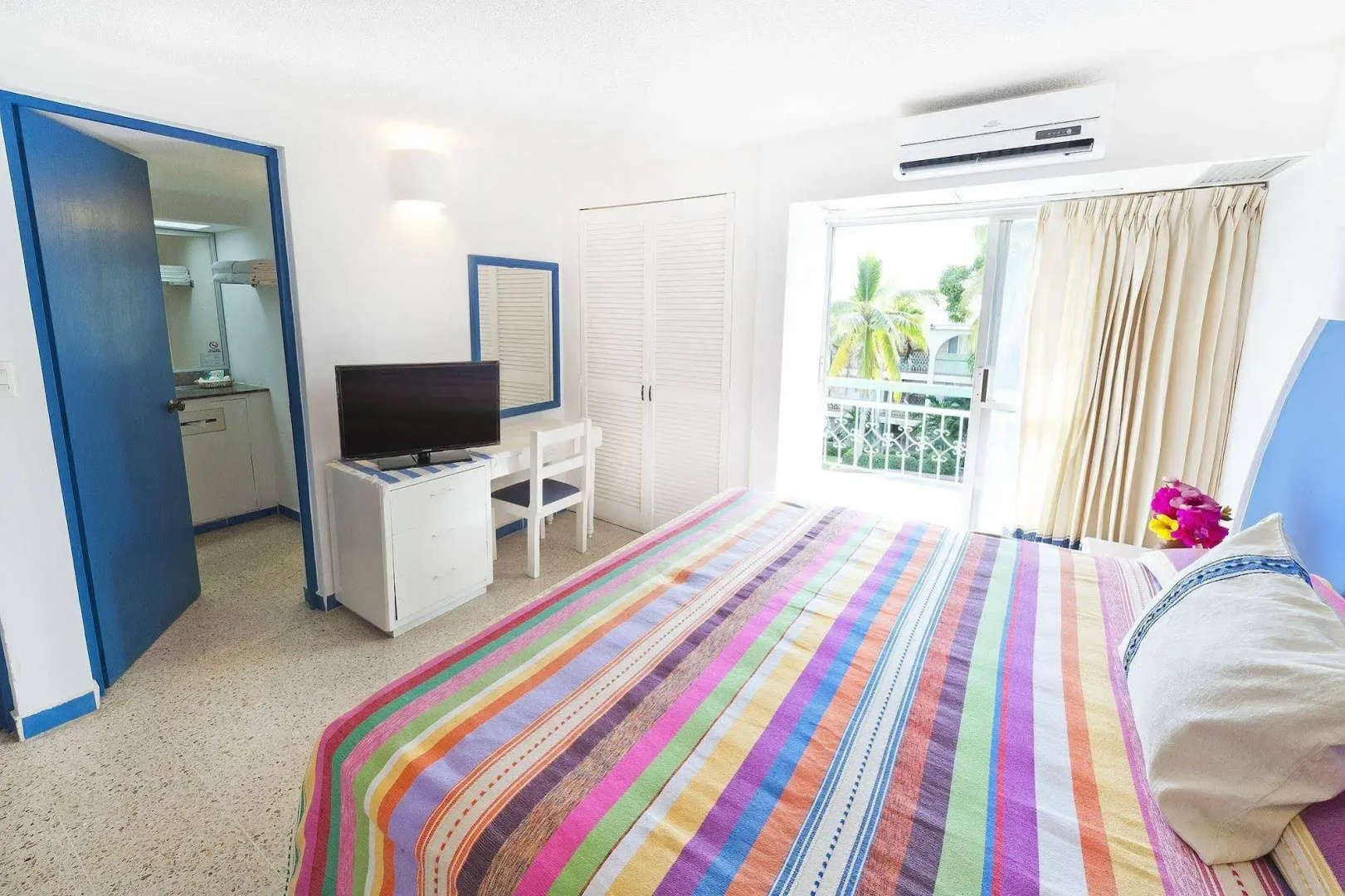 Photo - Hotel Suites Villasol