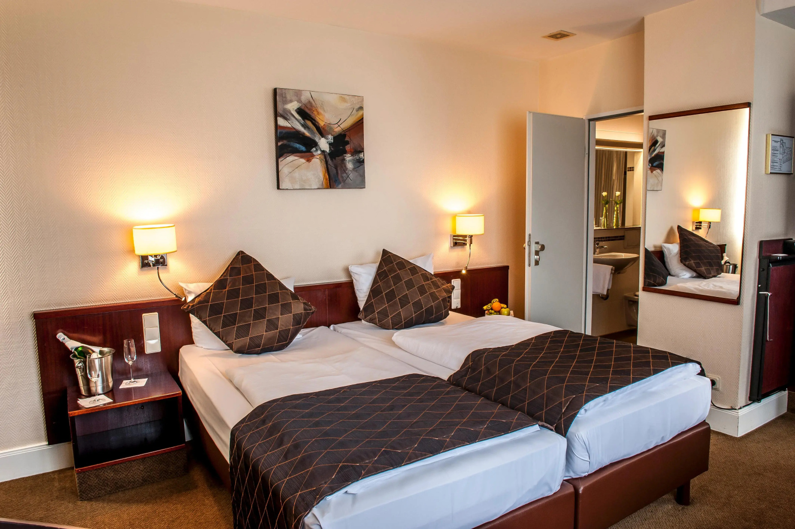 Foto - Leonardo Hotel Hamburg Elbbrücken