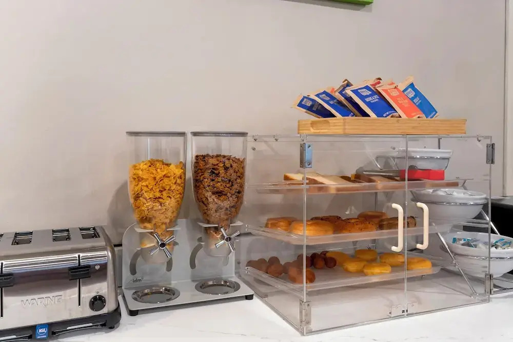 Foto - Red Roof PLUS Brooklyn - 3rd Ave