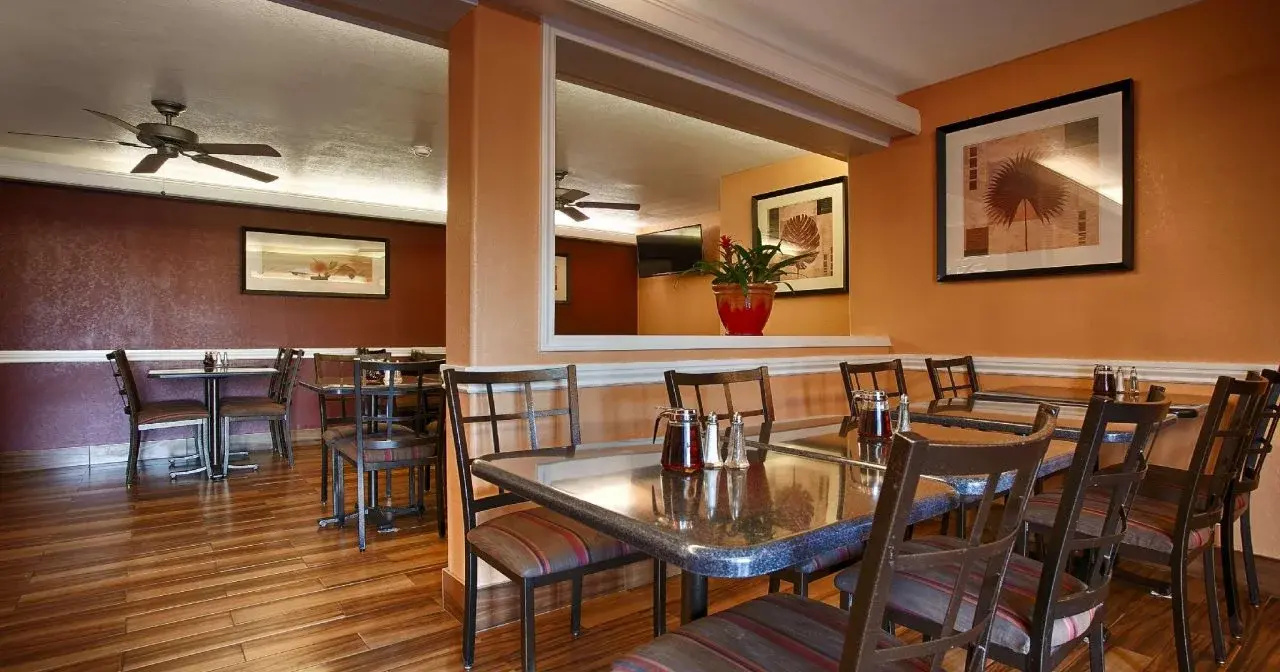 Foto - Best Western Plus Ontario Airport & Convention Center