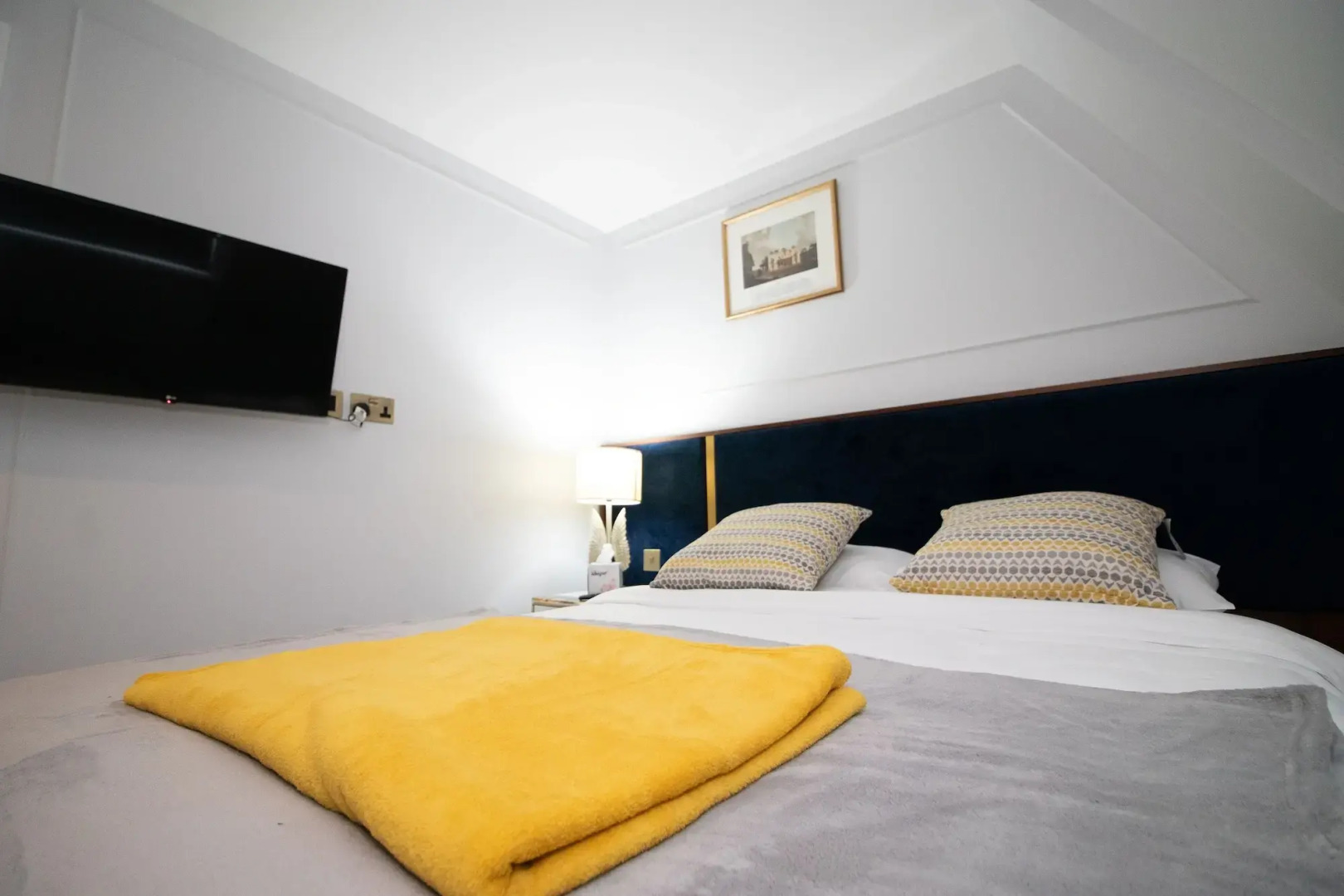 Foto - Three Falcons