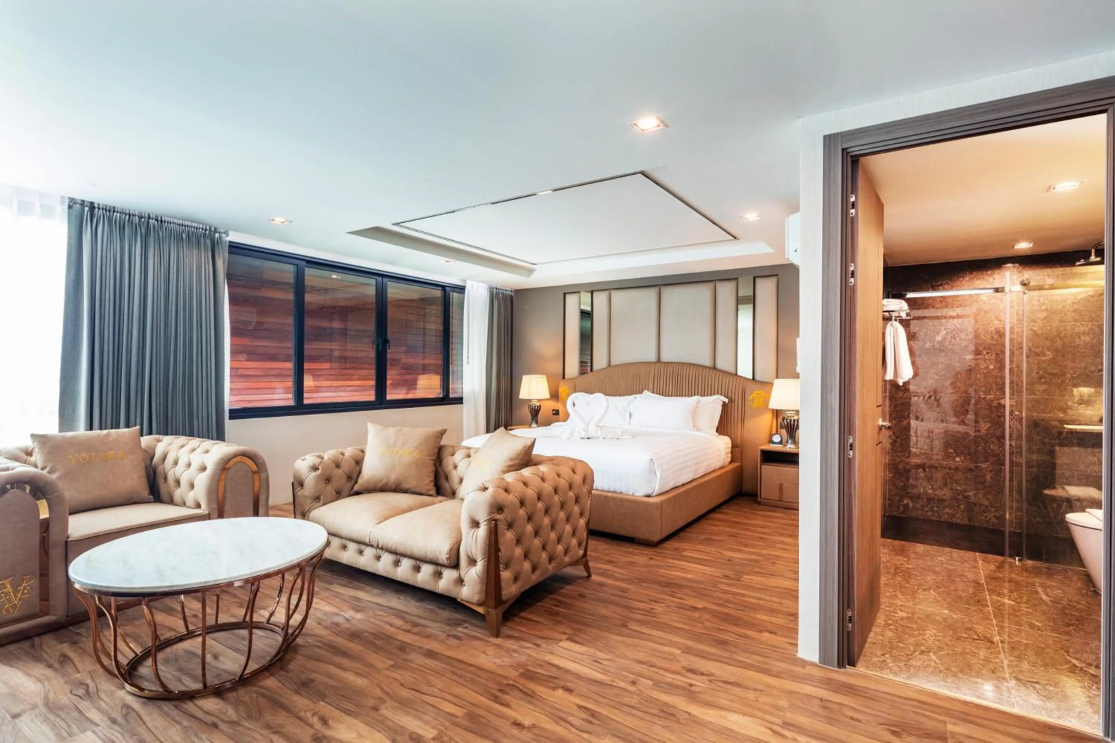 Photo - Grand Sala Thai