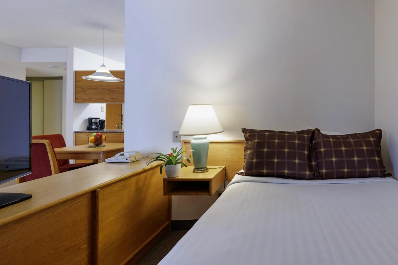 Photo - Cartier Place Suite Hotel
