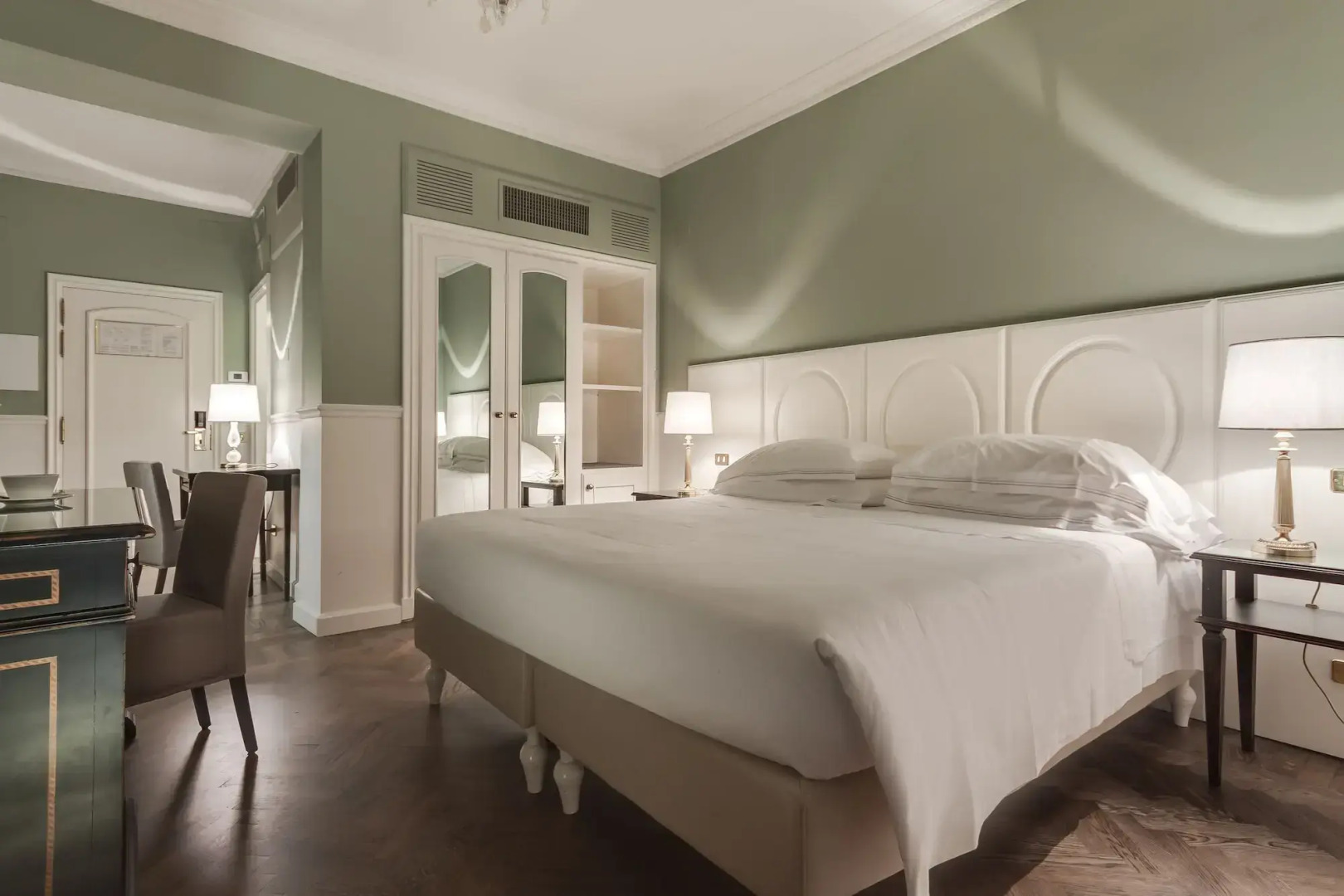 Photo - Plaza Hotel Lucchesi