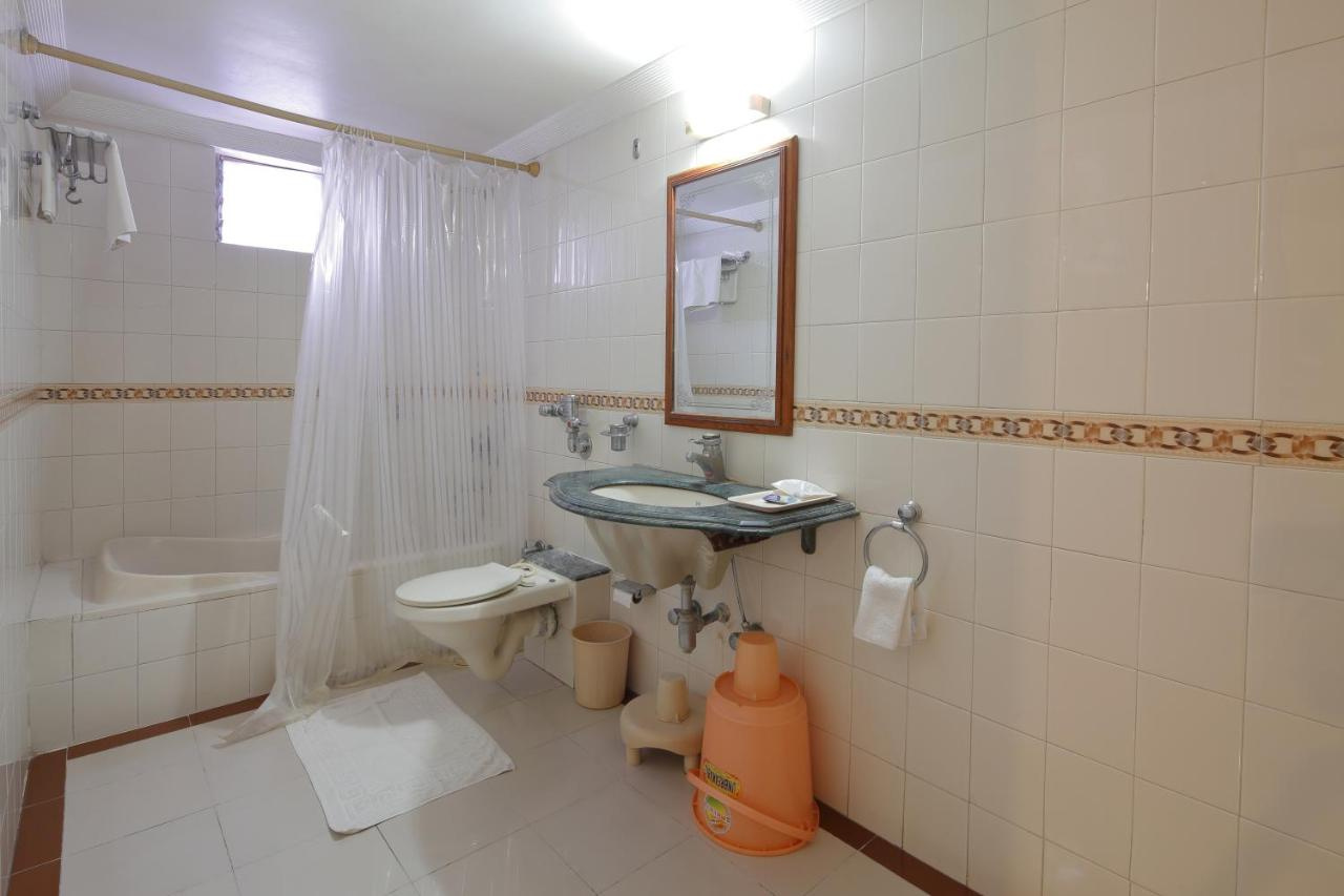 Foto - Hotel Apex Surat