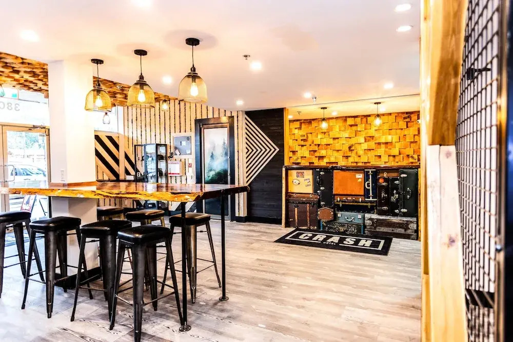 Photo - Hotel Squamish