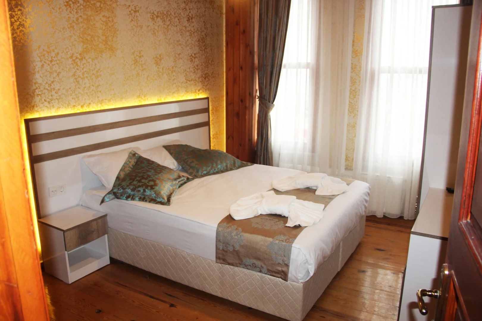 Photo - Theodian Hotel