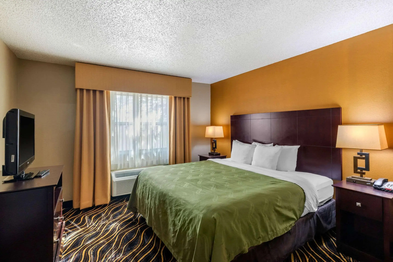 Photo - Quality Suites Addison - Dallas