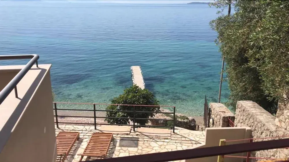 Photo - Glyfa Beach Villas