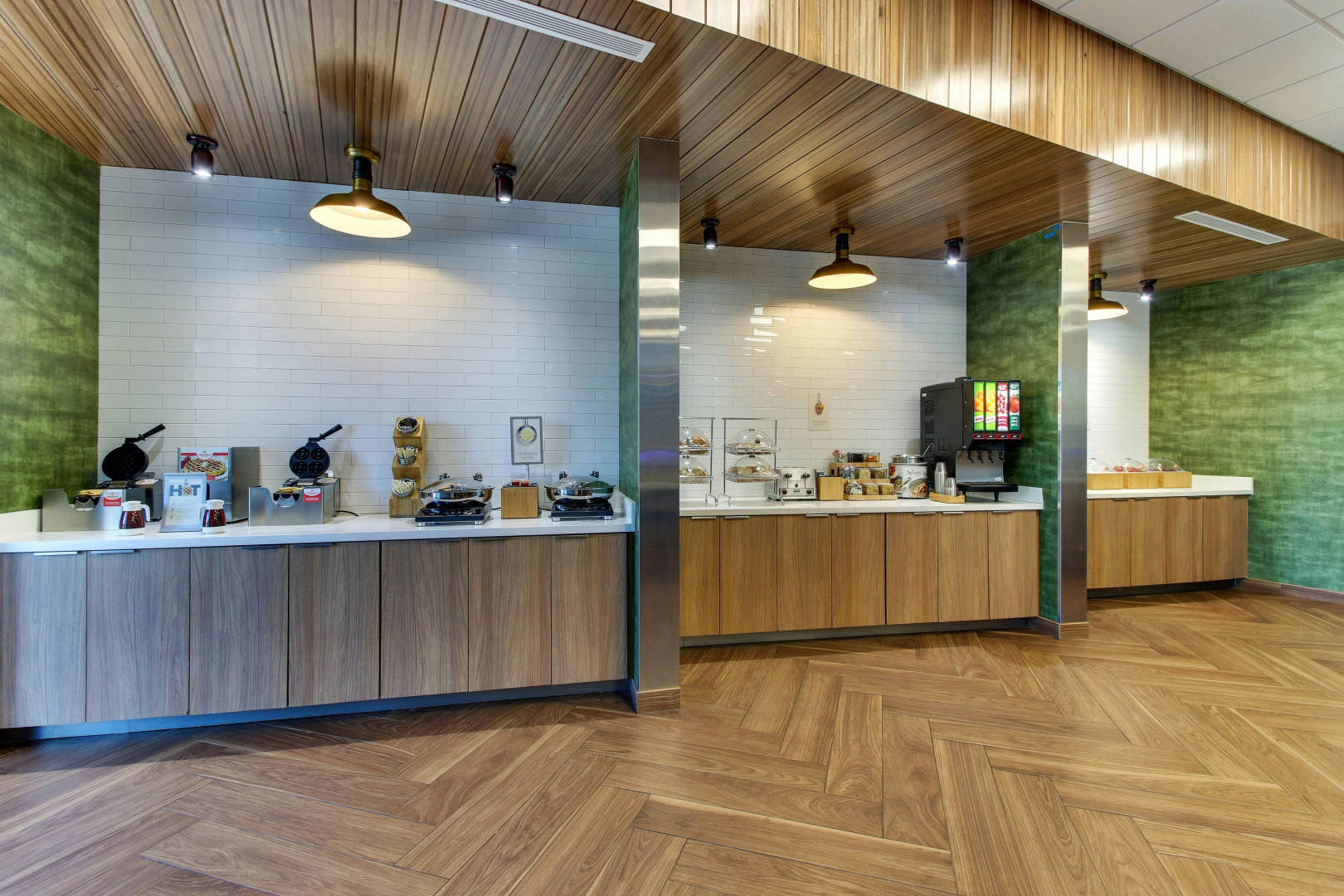 Photo - Fairfield Inn & Suites by Marriott Houston Brookhollow