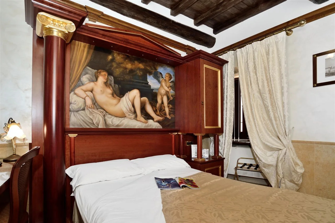 Photo - Antico Albergo del Sole al Pantheon