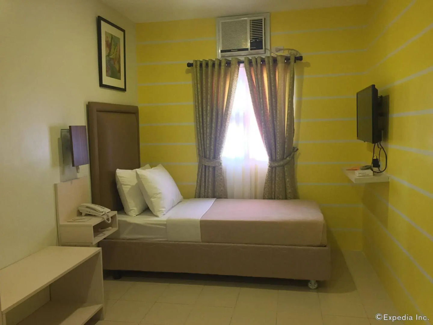 Photo - Cebu Uncle Toms Cabin Hotel powered by Cocotel