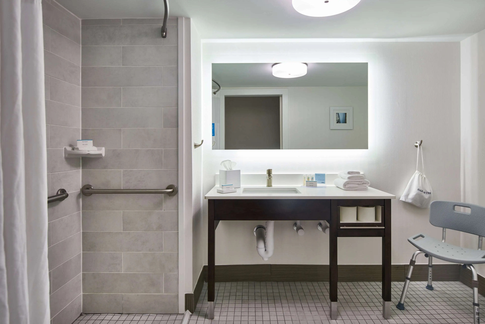 Photo - Hampton Inn & Suites Chapel Hill/Durham, Area