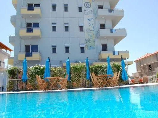 Foto - 6 Milje Hotel