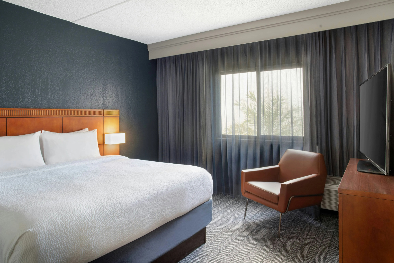 Photo - Courtyard by Marriott Tampa Westshore/Airport
