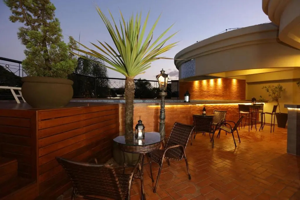 Foto - Oasis Plaza