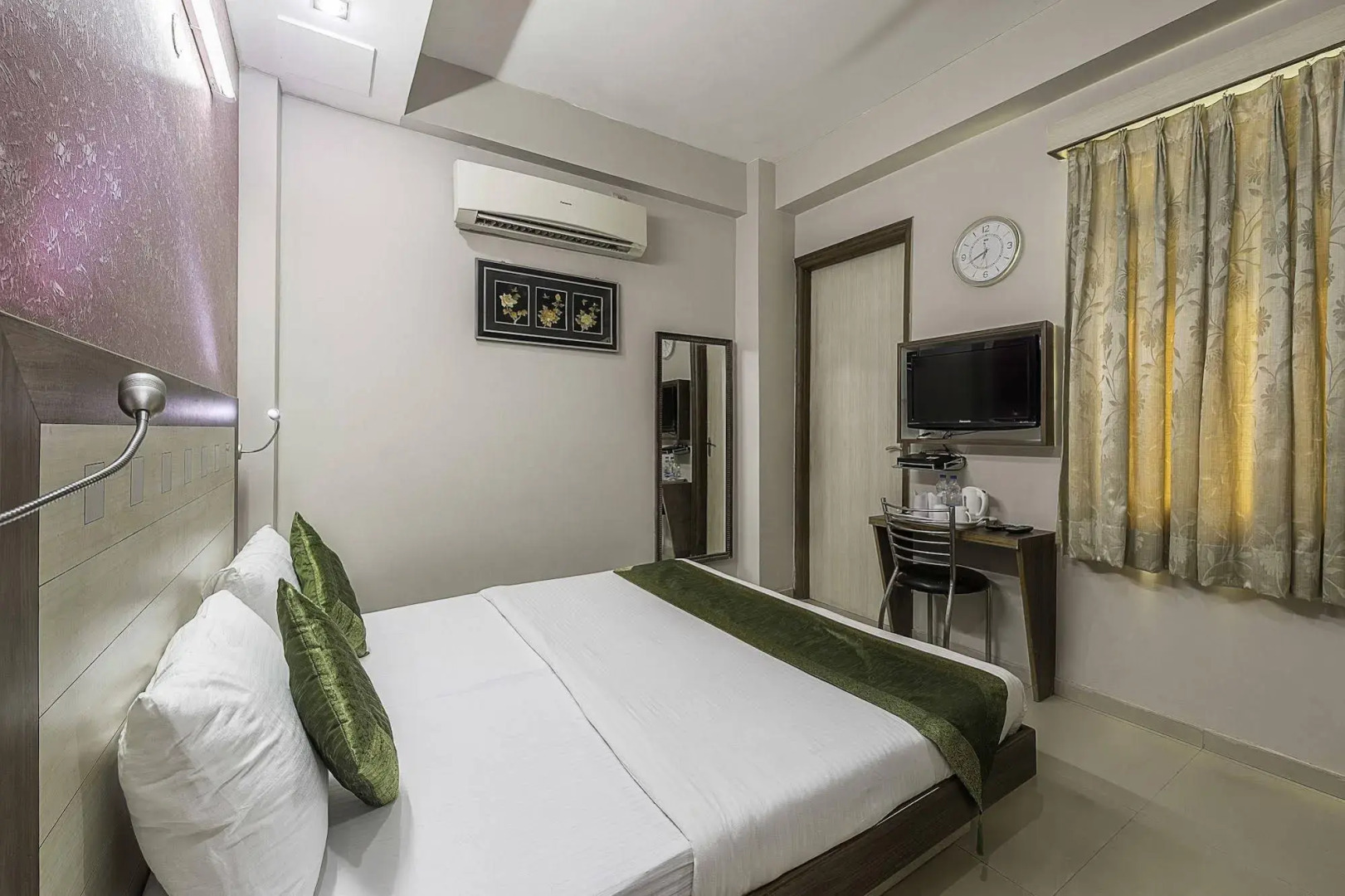 Foto - Treebo Rockwell Plaza