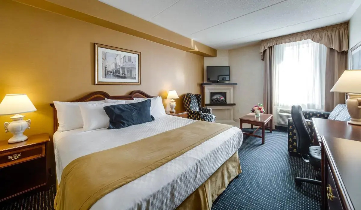 Foto - Monte Carlo Inn Airport Suites