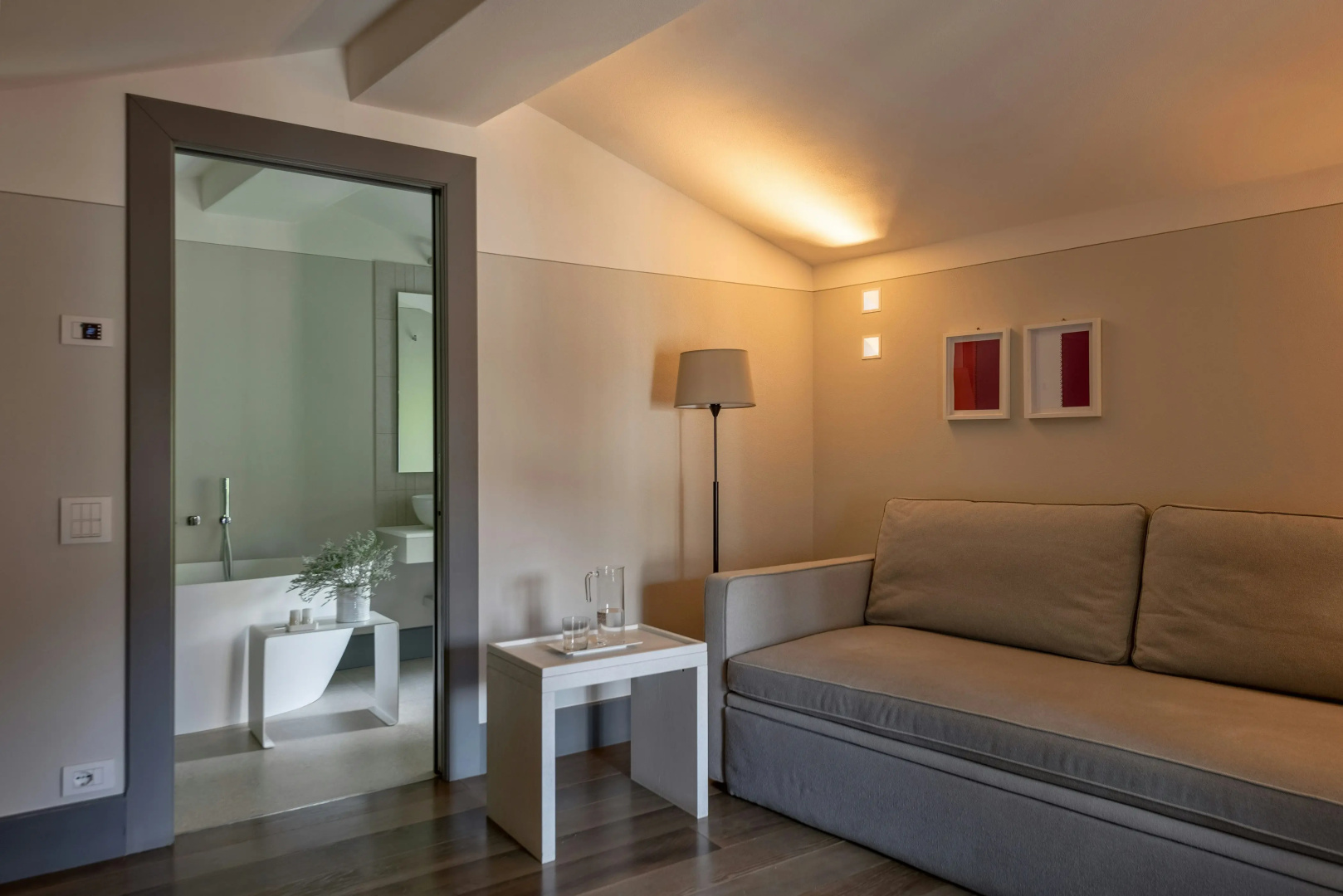 Photo - GombitHotel