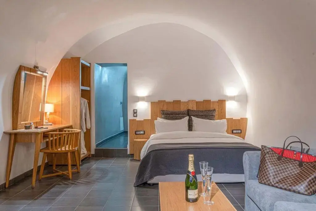 Photo - Unique Suites