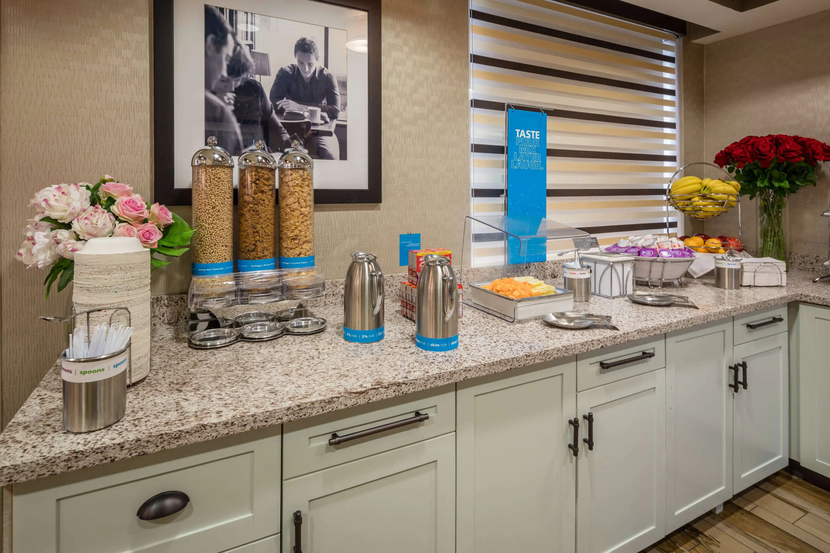 Photo - Hampton Inn San Francisco Airport