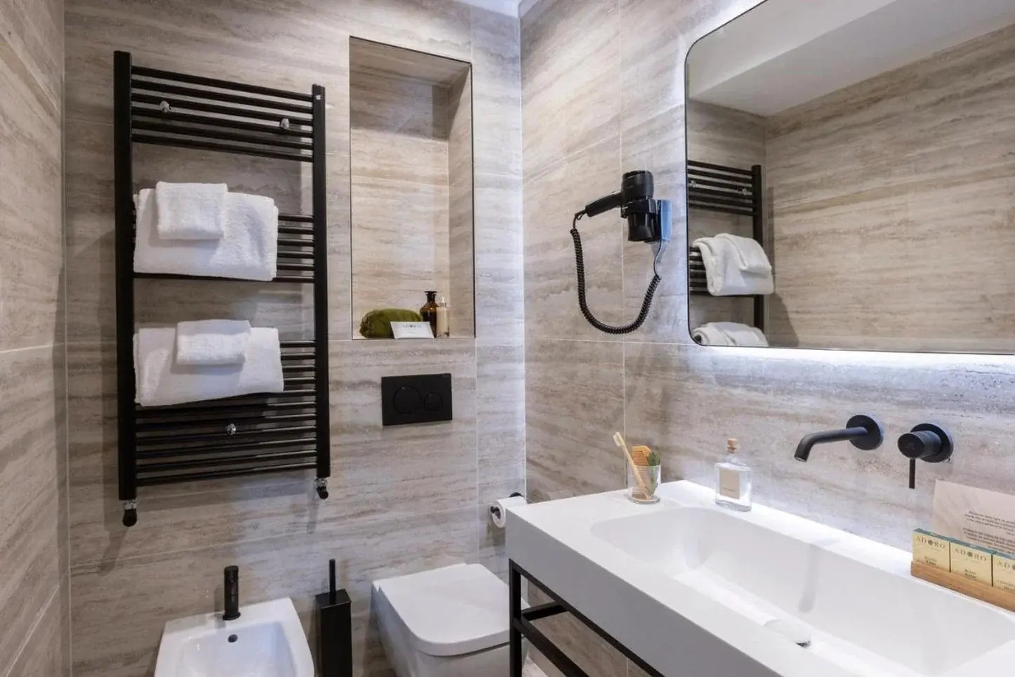 Foto - Adoro Hotel