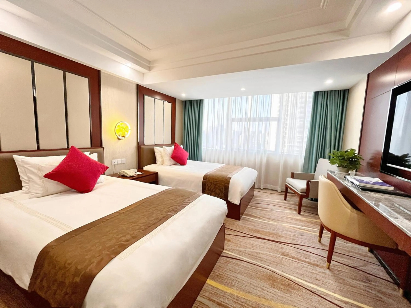 Foto - Skyline Plaza Hotel