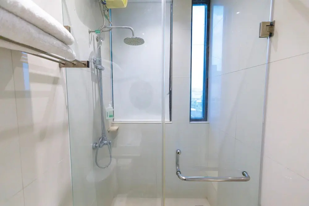 Photo - Sans Hotel Liv Ancol by RedDoorz