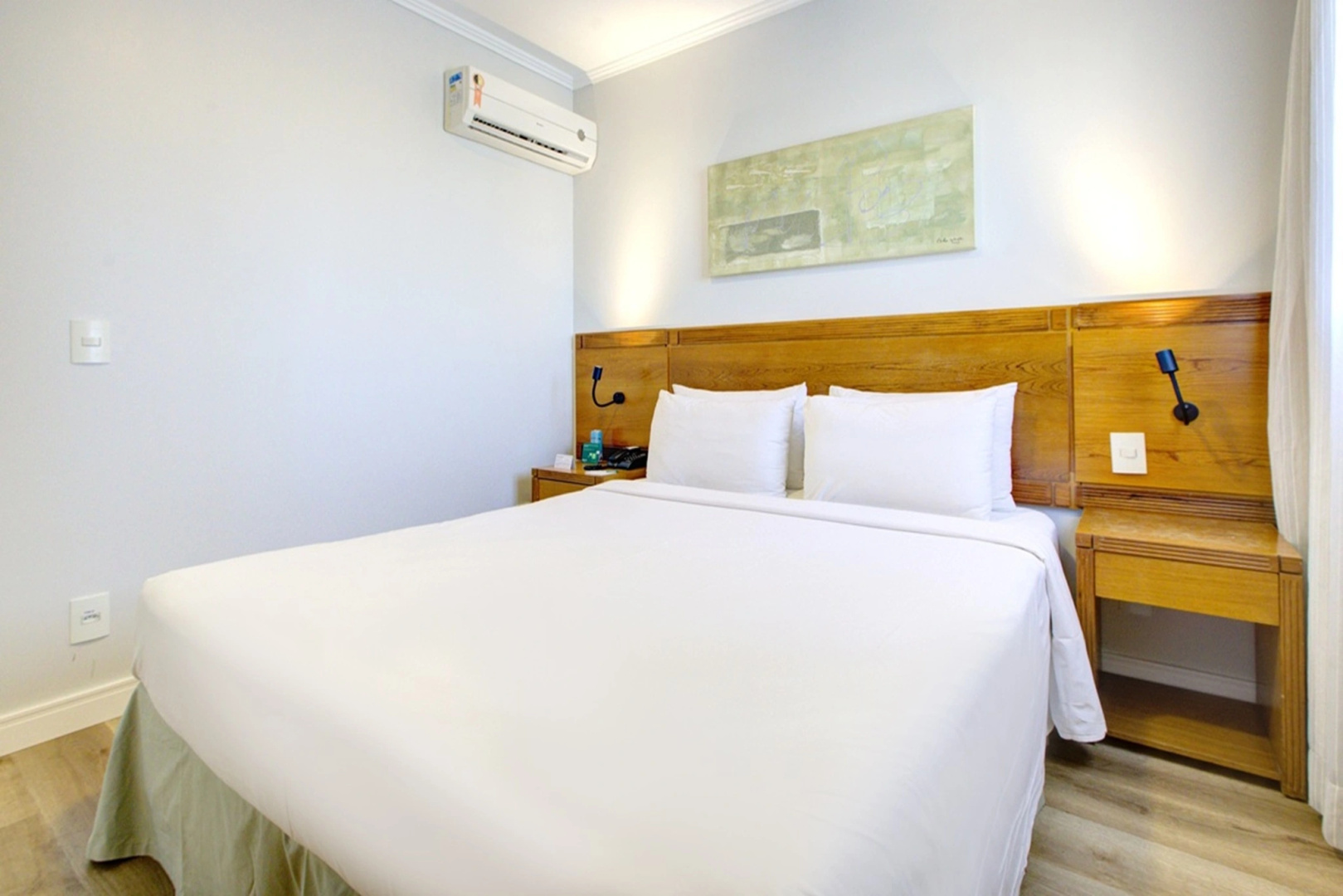 Photo - Quality Suites Vila Olimpia