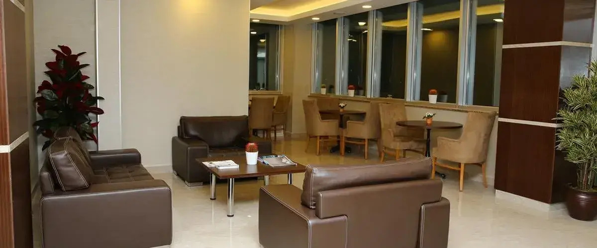 Photo - Golden Lounge Hotel