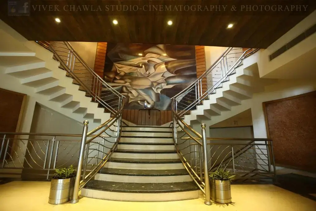 Foto - Dee Marks Airport Hotel & Resorts