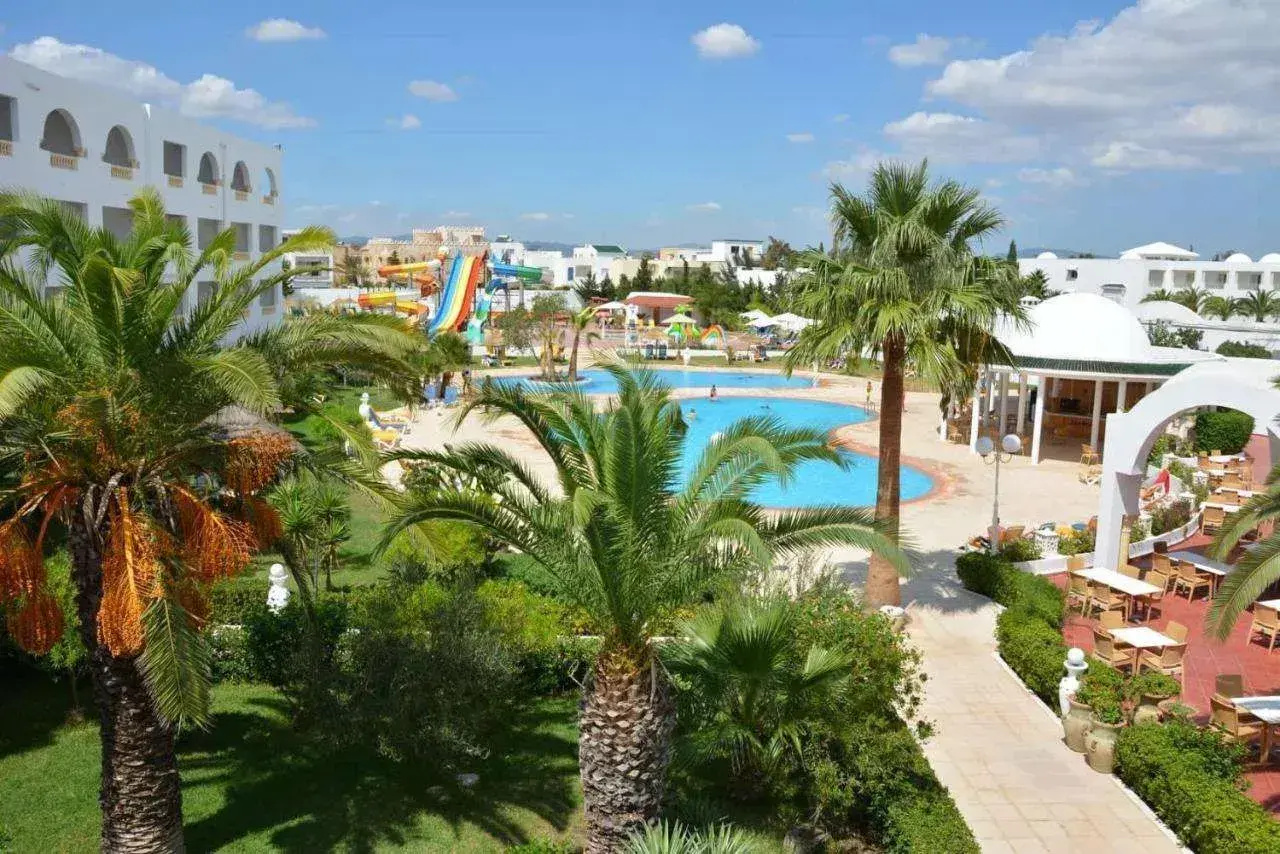 Photo - Zodiac Hotel